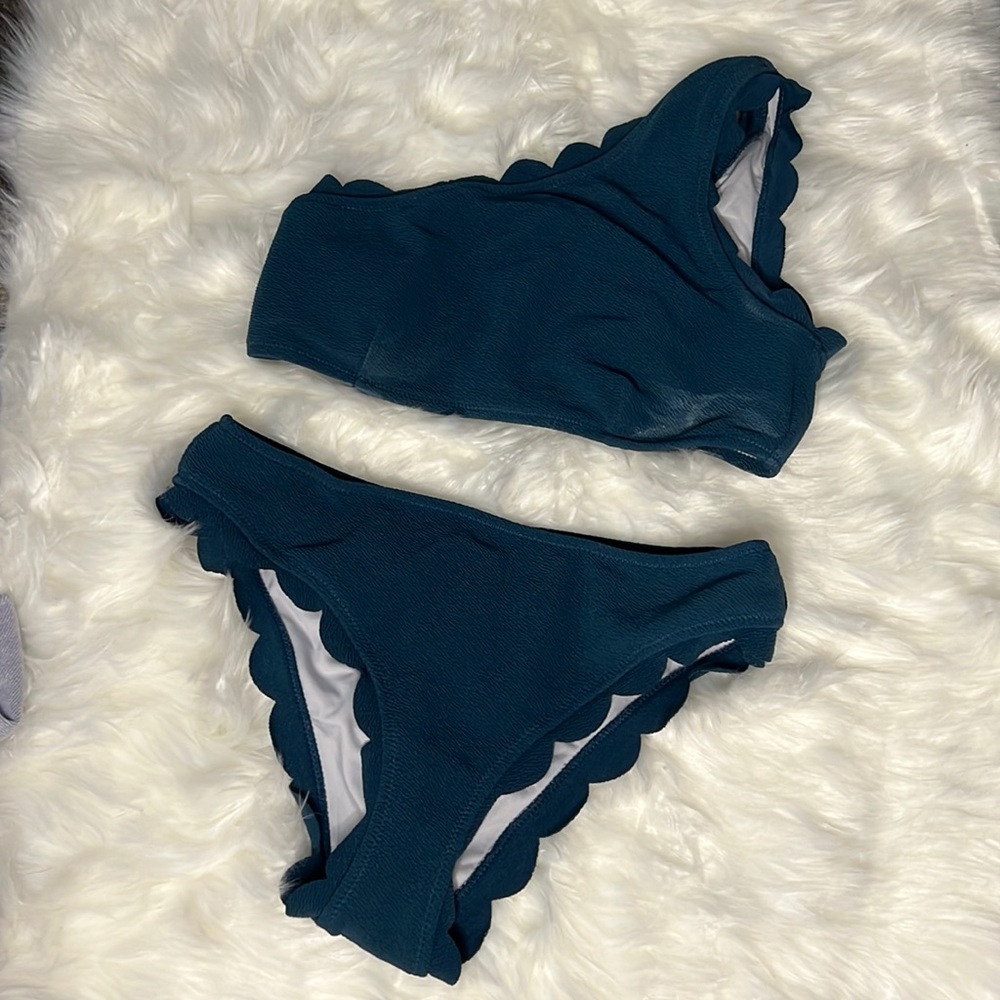 Cupshe 2 Piece Scalloped Bikini